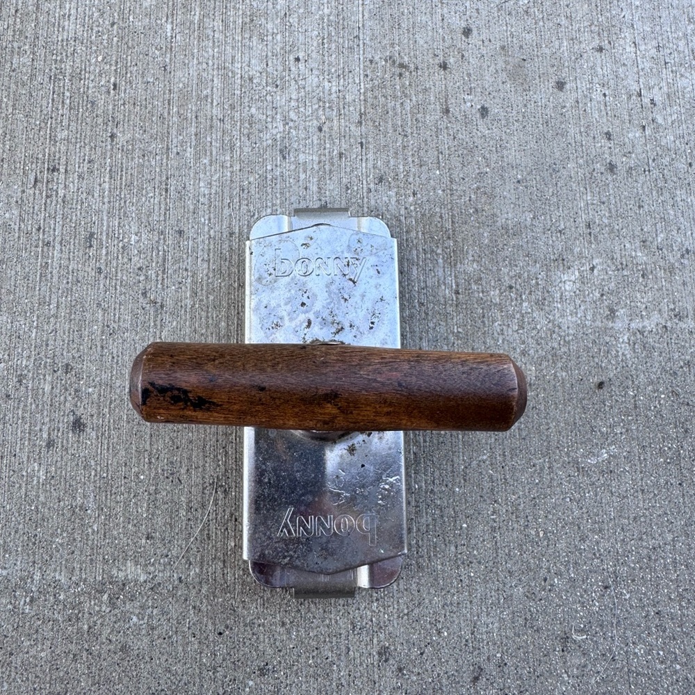 Vintage Bonny Screw Top Off Wood Handle Handheld Manual Can & Jar Opener rustic